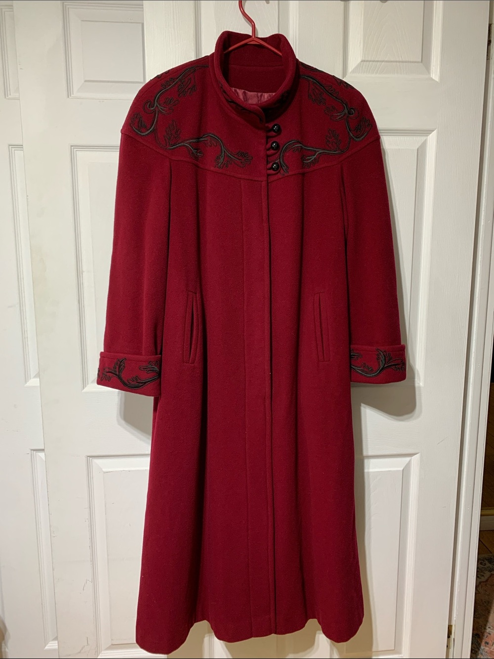 Vintage Anna Red black Embroidered designs coat